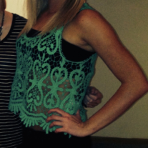 Mint Crochet Crop Top - Picture 1 of 4